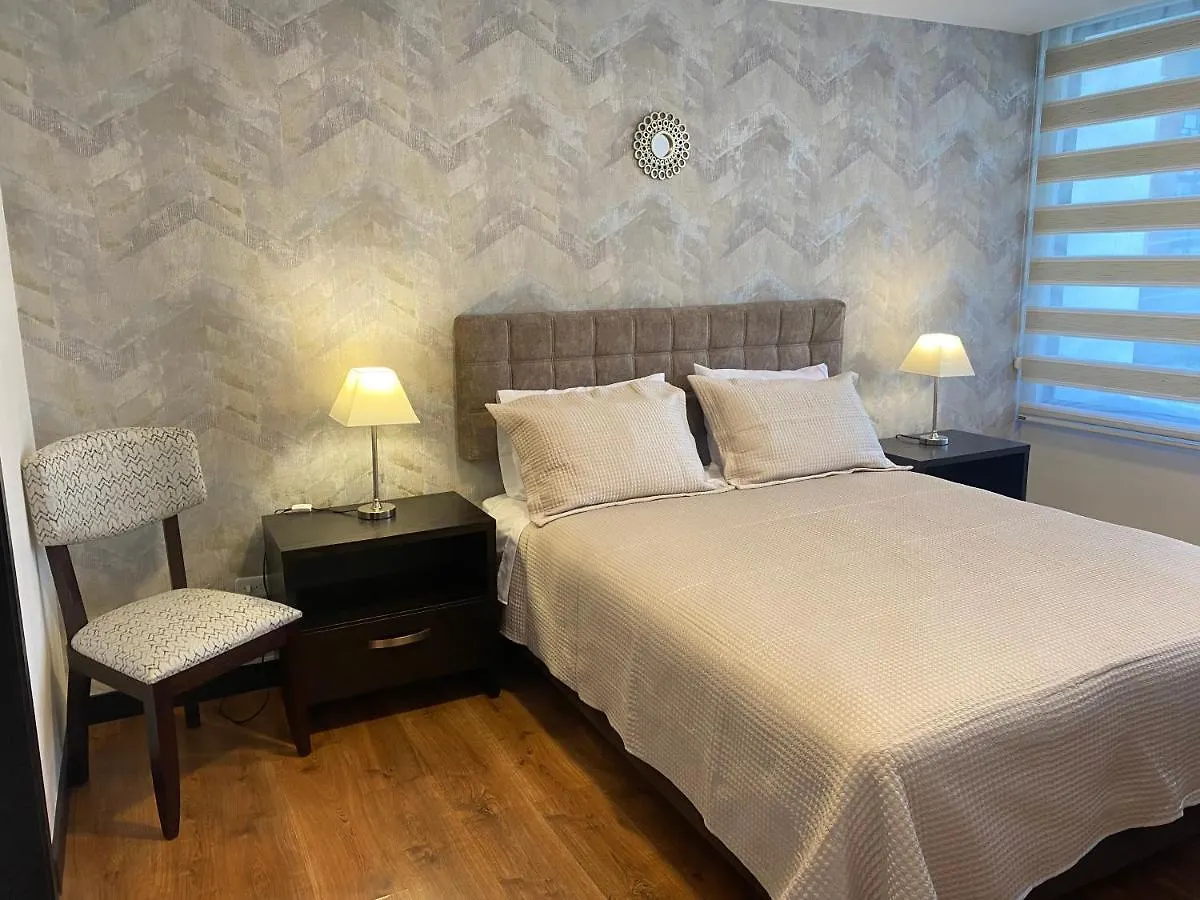 Suites Metropoli Bristol Parc Quito Apartamento