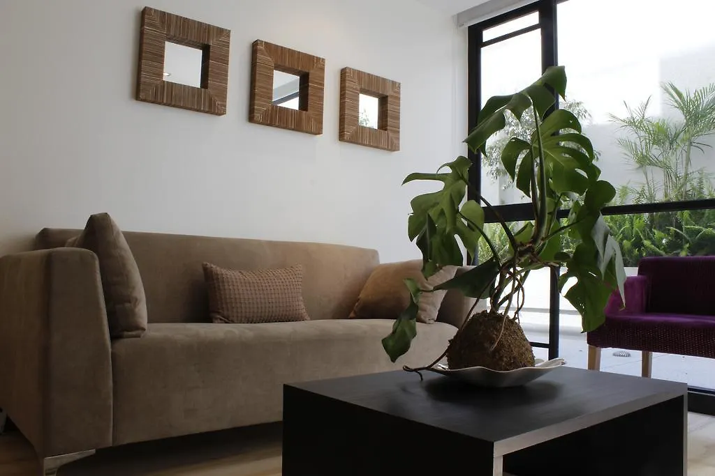 Suites Metropoli Bristol Parc Quito Apartamento