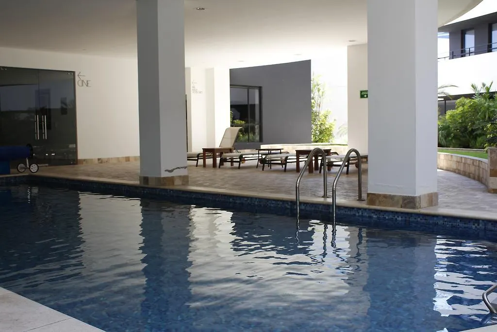 Suites Metropoli Bristol Parc Quito Apartamento