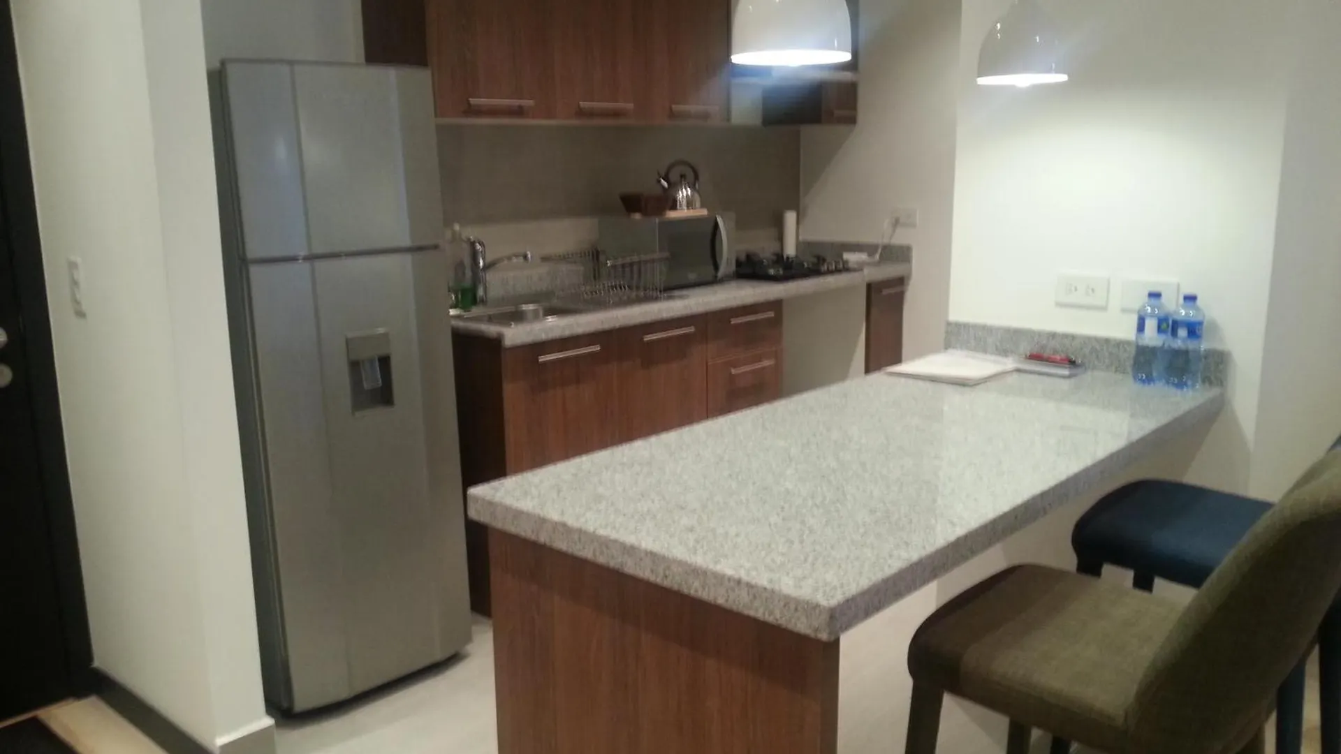 Suites Metropoli Bristol Parc Quito