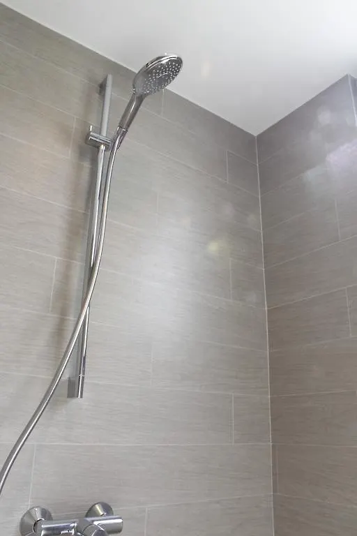 Suites Metropoli Bristol Parc Quito