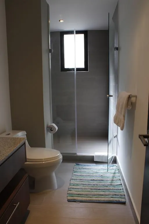 Suites Metropoli Bristol Parc Quito Apartamento