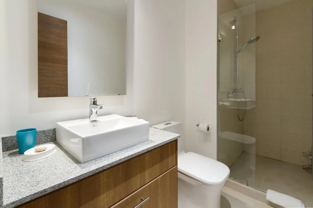Suites Metropoli Bristol Parc Quito